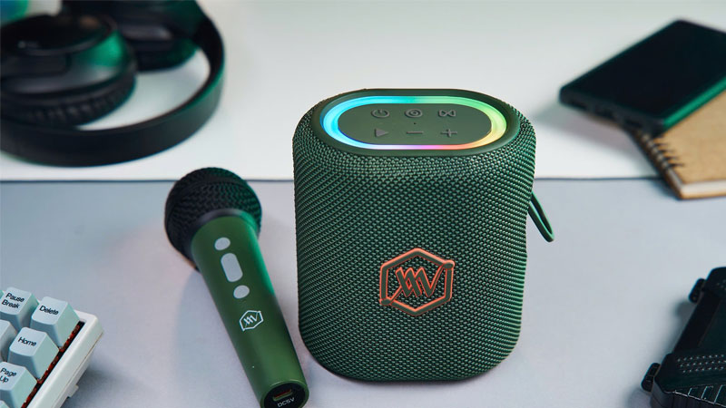 Loa Alpha Works SONIK Plus. Loa Alpha Works SONIK Plus.