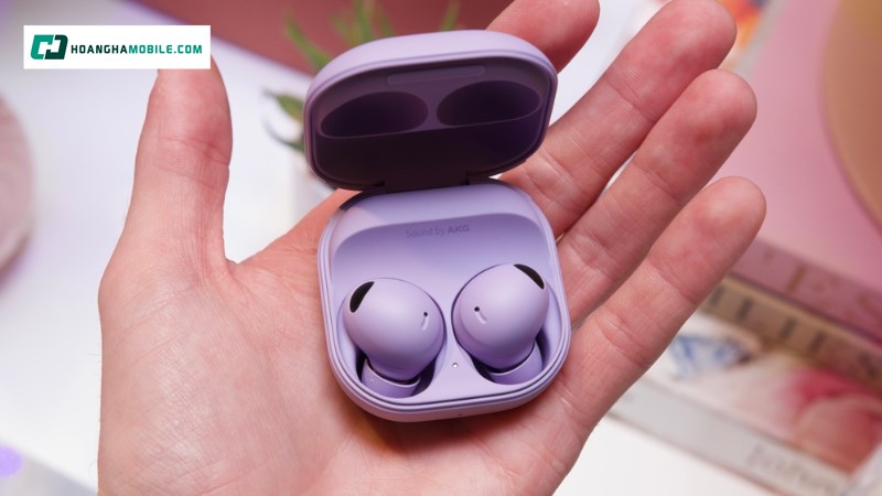 Thiết kế nhỏ gọn cho cảm giác đeo êm ái. Thiết kế nhỏ gọn cho cảm giác đeo êm ái.