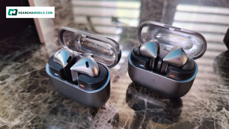 Galaxy Buds3 cung cấp thời lượng pin 6 giờ sử dụng liên tục. Galaxy Buds3 cung cấp thời lượng pin 6 giờ sử dụng liên tục.