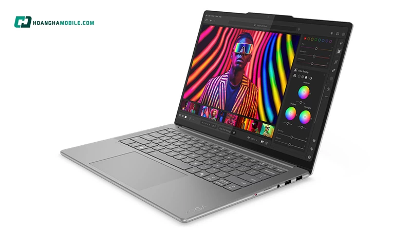 Màn hình OLED 14.5 inch, chân thực đến từng chi tiết. Màn hình OLED 14.5 inch, chân thực đến từng chi tiết.