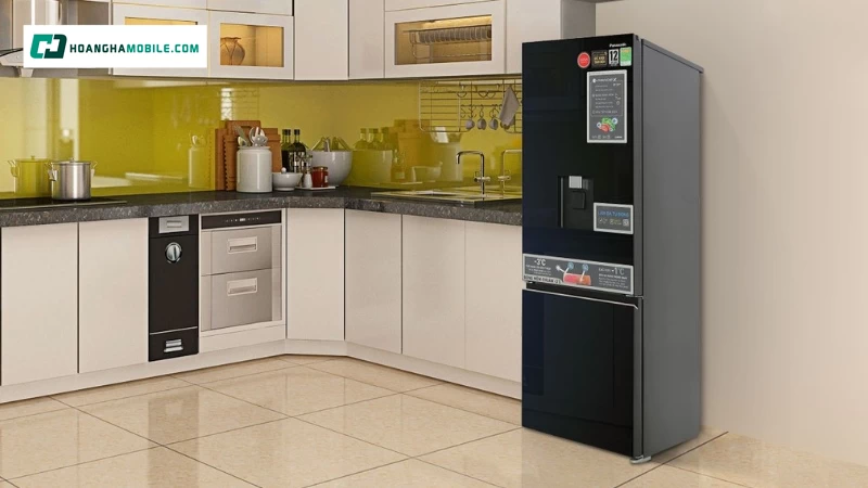 Thiết kế mặt kính đen sang trọng Thiết kế mặt kính đen sang trọng