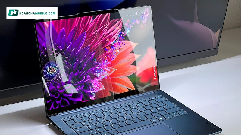 Trải nghiệm sống động với âm thanh chân thực. Trải nghiệm sống động với âm thanh chân thực.