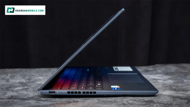 Hiệu năng mạnh mẽ, đáp ứng mượt mà mọi tác vụ. Hiệu năng mạnh mẽ, đáp ứng mượt mà mọi tác vụ.