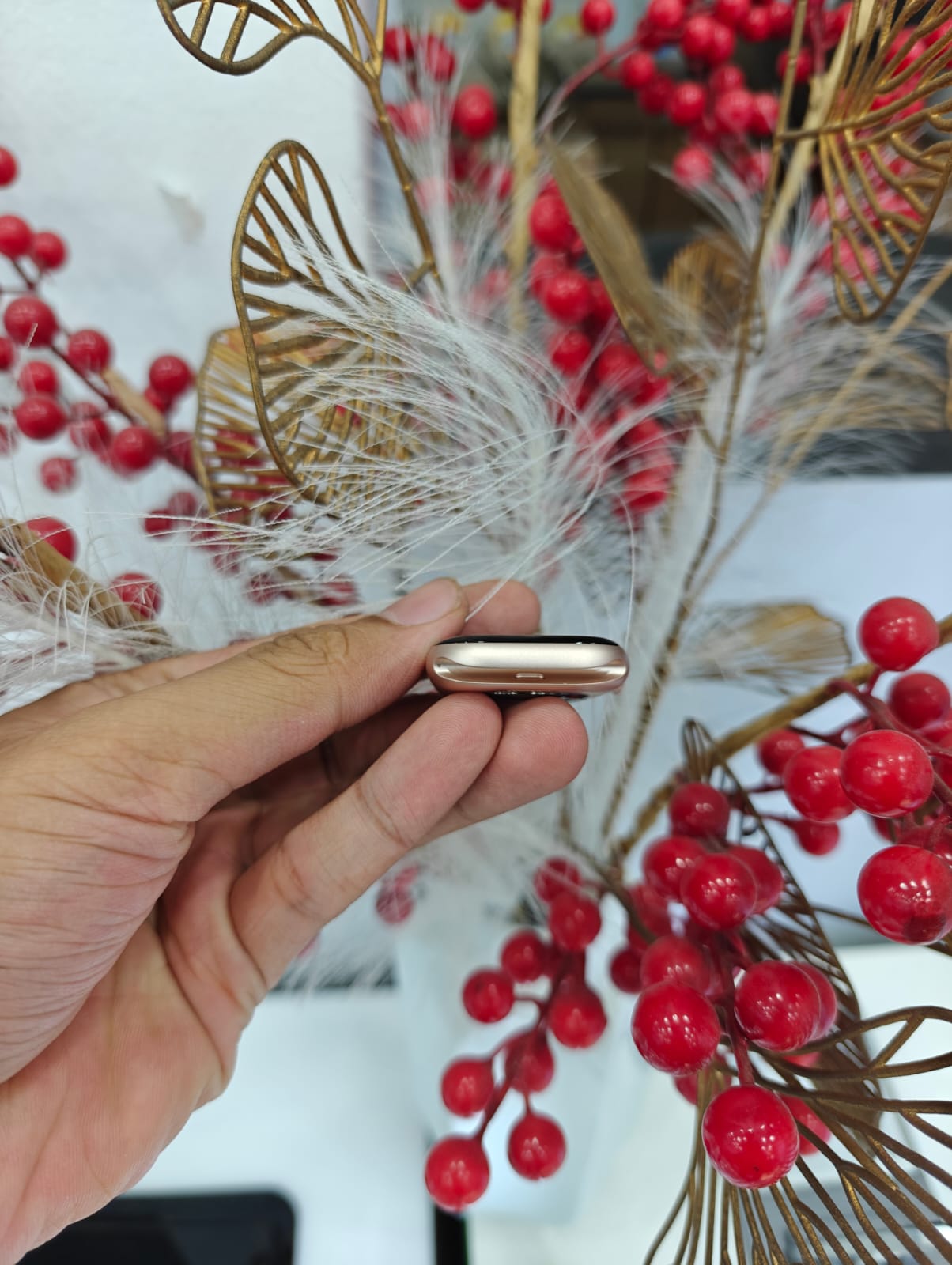 Apple Watch Series 10 GPS 42mm Rose Gold Aluminium Case with Light Blush Sport Band 