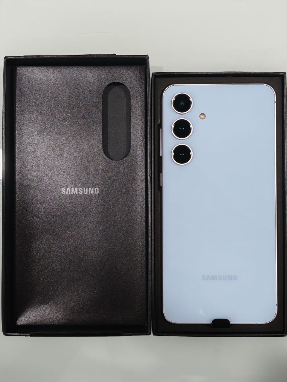 ĐTDĐ Samsung S24 FE, SM-S721B/DS,8+128