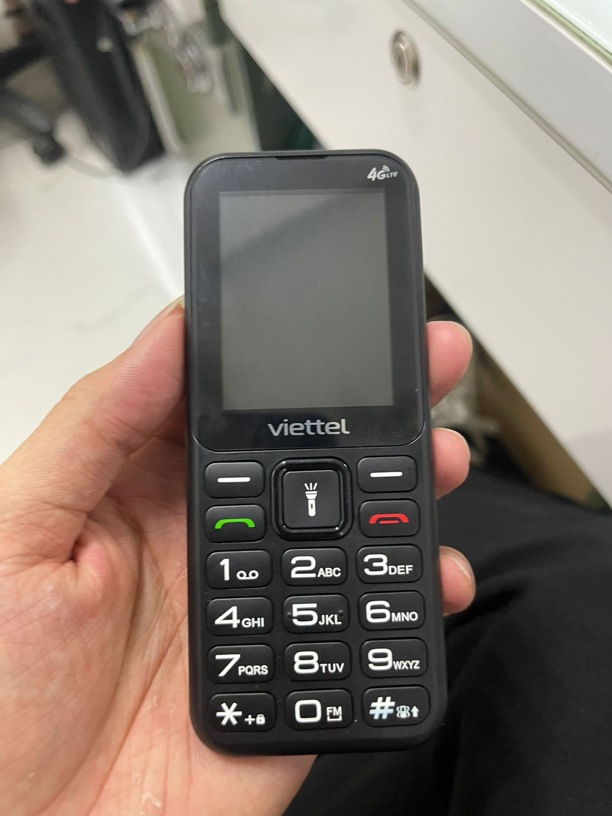 Điện thoại di động Sumo 4G T2 đen (Black)_T2BLK - 356300390110884 -28 Trần phú