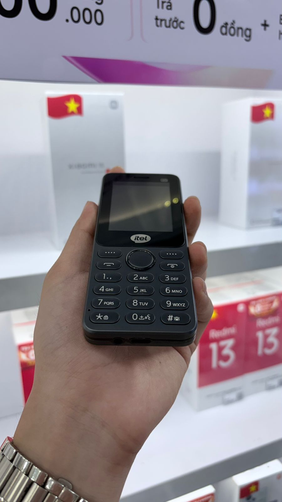 Điện thoại di động Itel it9211, màu Đen (Black) - TBH