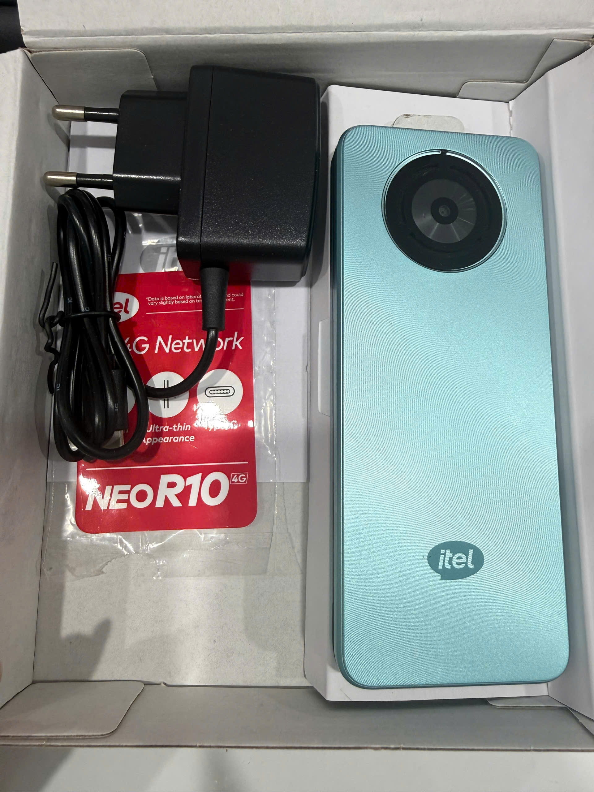 Điện thoại di động Itel it9211, màu Xanh Biển (Blue