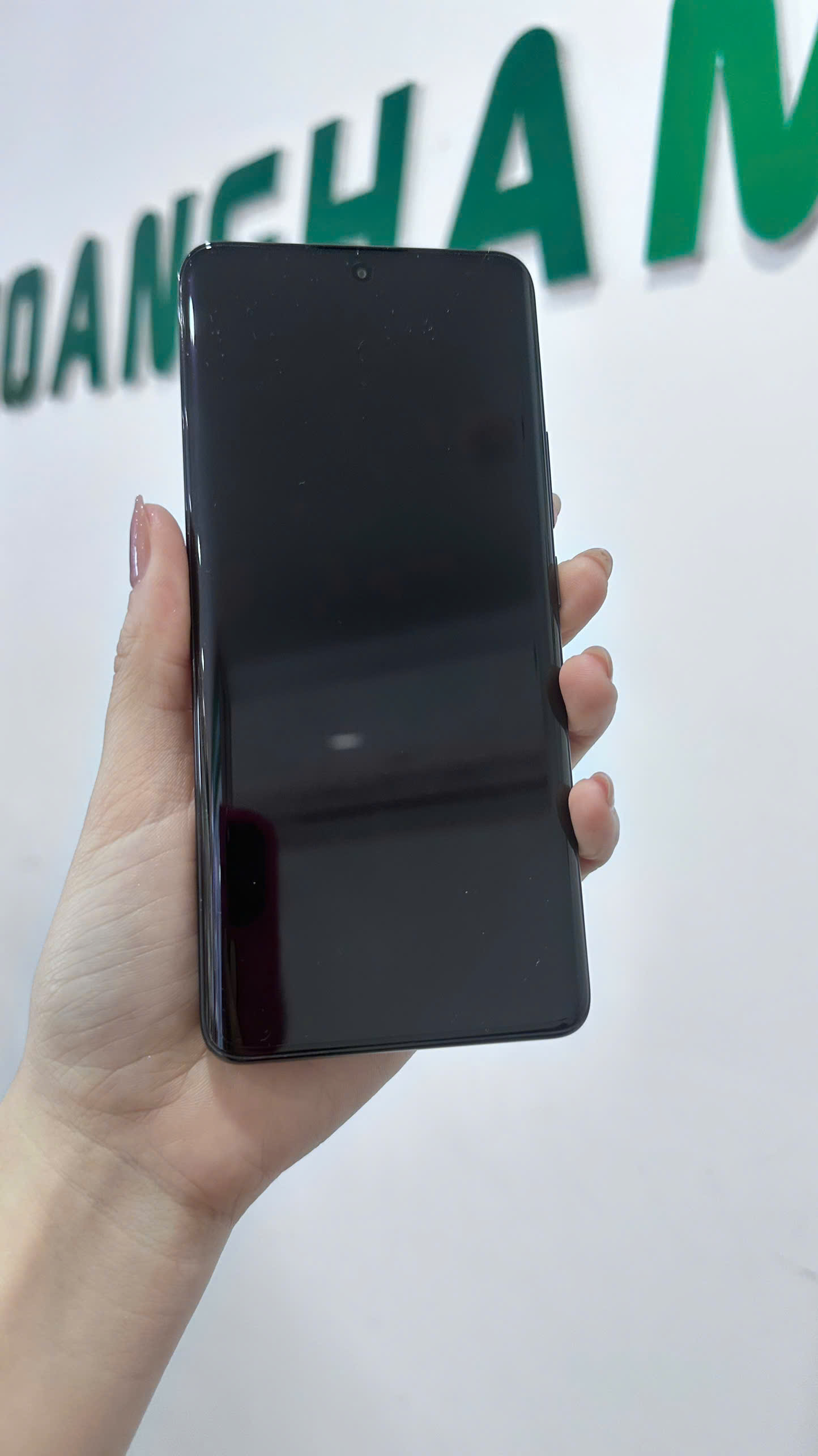 ĐIỆN THOẠI DI ĐỘNG (TEL) REDMI NOTE 14 PRO+ 5G 6.67/SNAP 7S GEN3/8G/256G/200+8+2MP/20MP/5110mAh (24115RA8EG)/ĐEN (6932554431013)