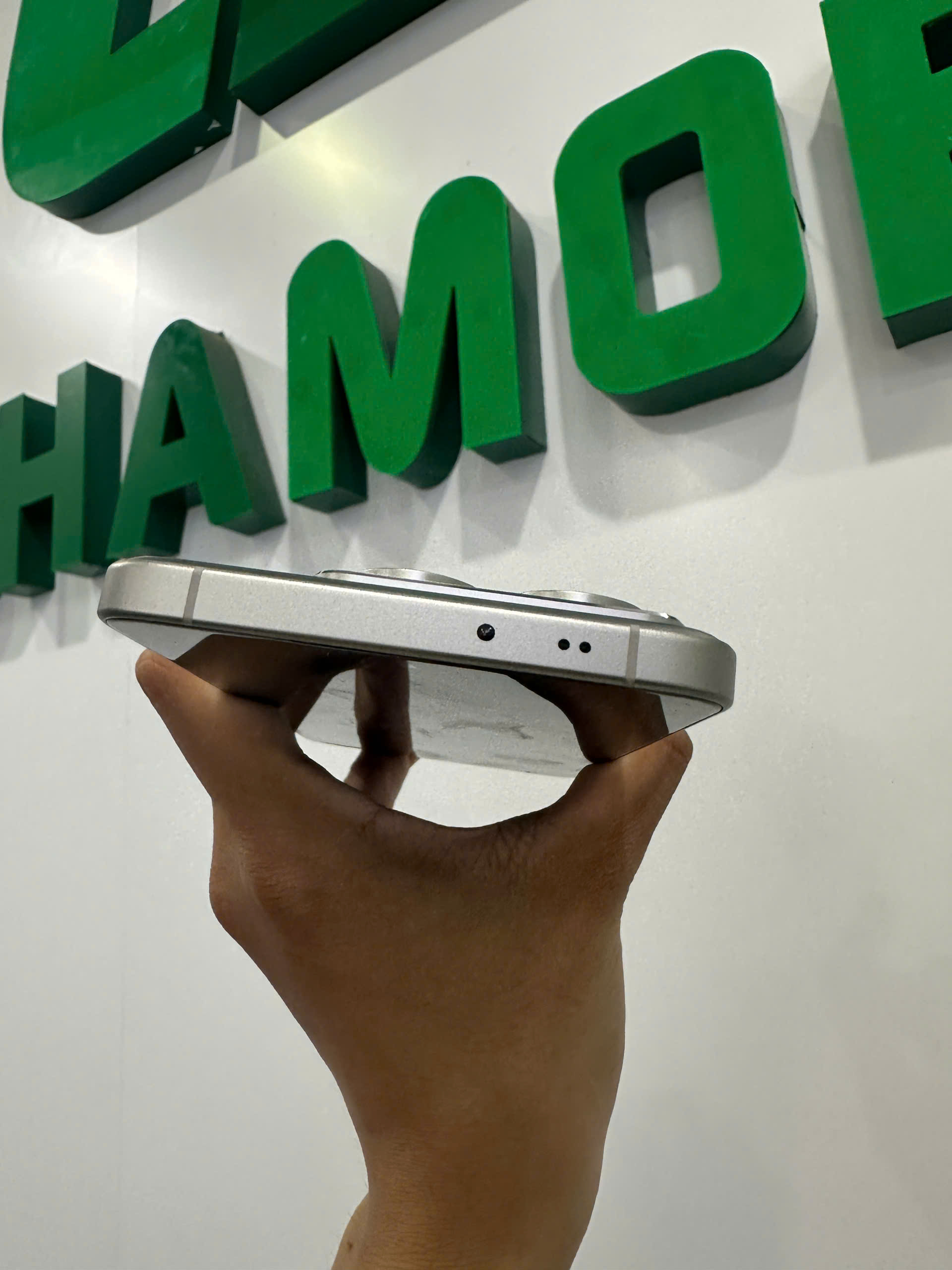 Điện thoại di động XIAOMI 14T PRO TITAN TBH