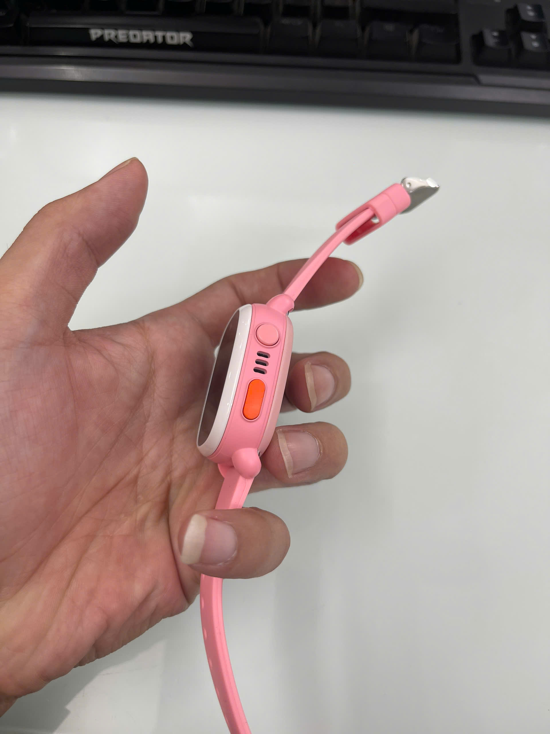 Điện thoại thông minh đeo tay trẻ em myALO Kidsphone K64, màu hồng - TBH