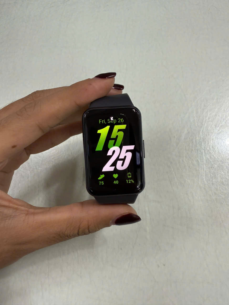 Thiết bị Bluetooth Samsung SM-R390, TN, Galaxy Fit3 - R7AX10HXYST - FIT3ZTN