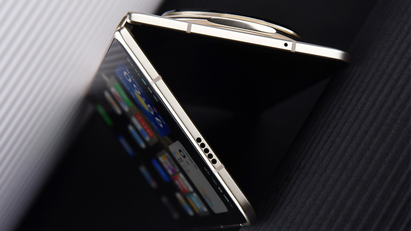 Thiết kế mỏng nhẹ, thời thượng.