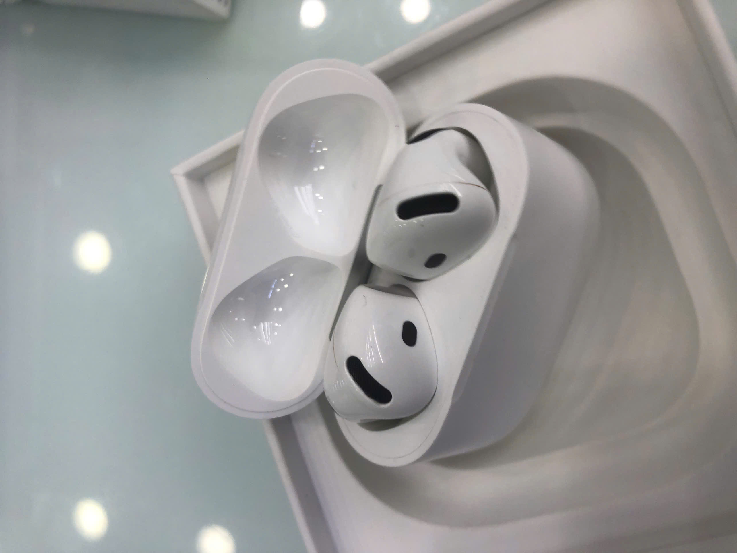 Tai nghe AirPods 4 ANC TBH