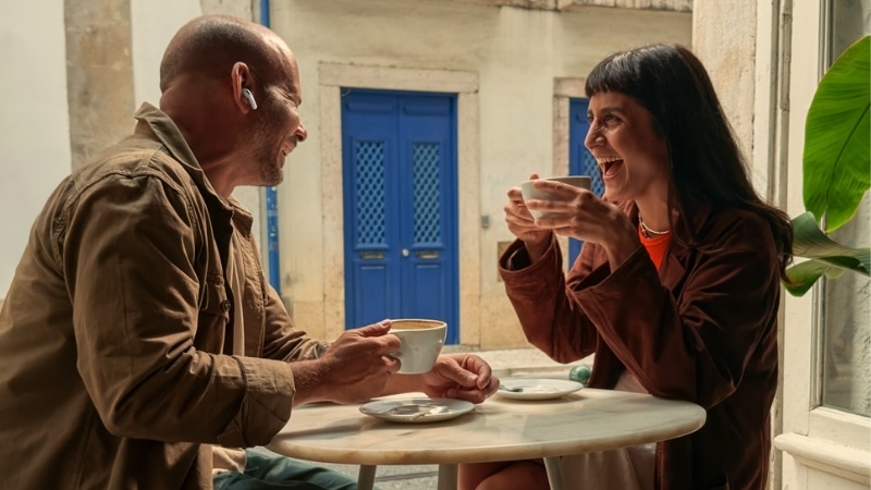 Tính năng dịch trực tiếp hoàn toàn mới trên AirPods Pro 3 Tính năng dịch trực tiếp hoàn toàn mới trên AirPods Pro 3