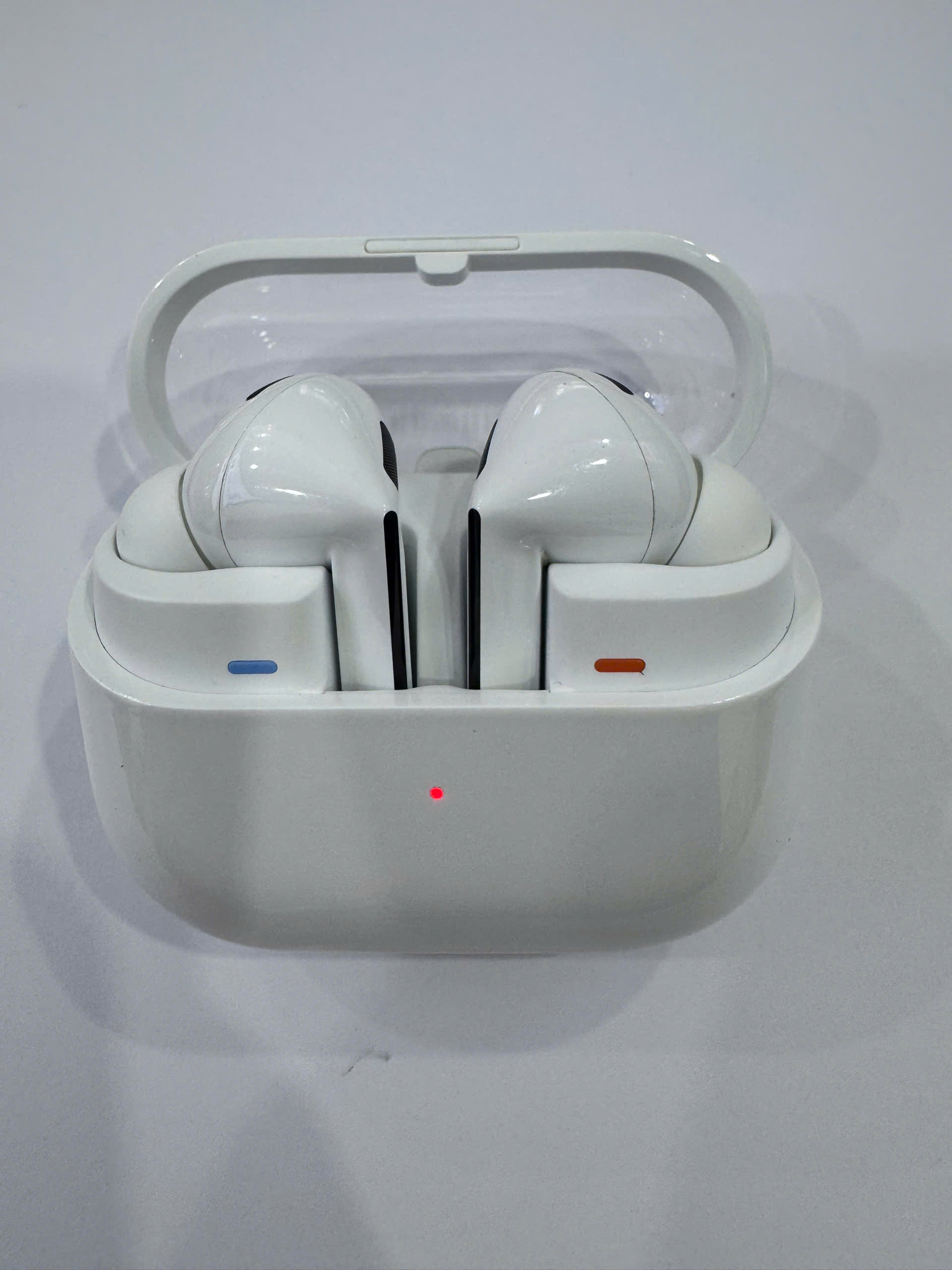 Samsung Galaxy Buds3 Pro TBH