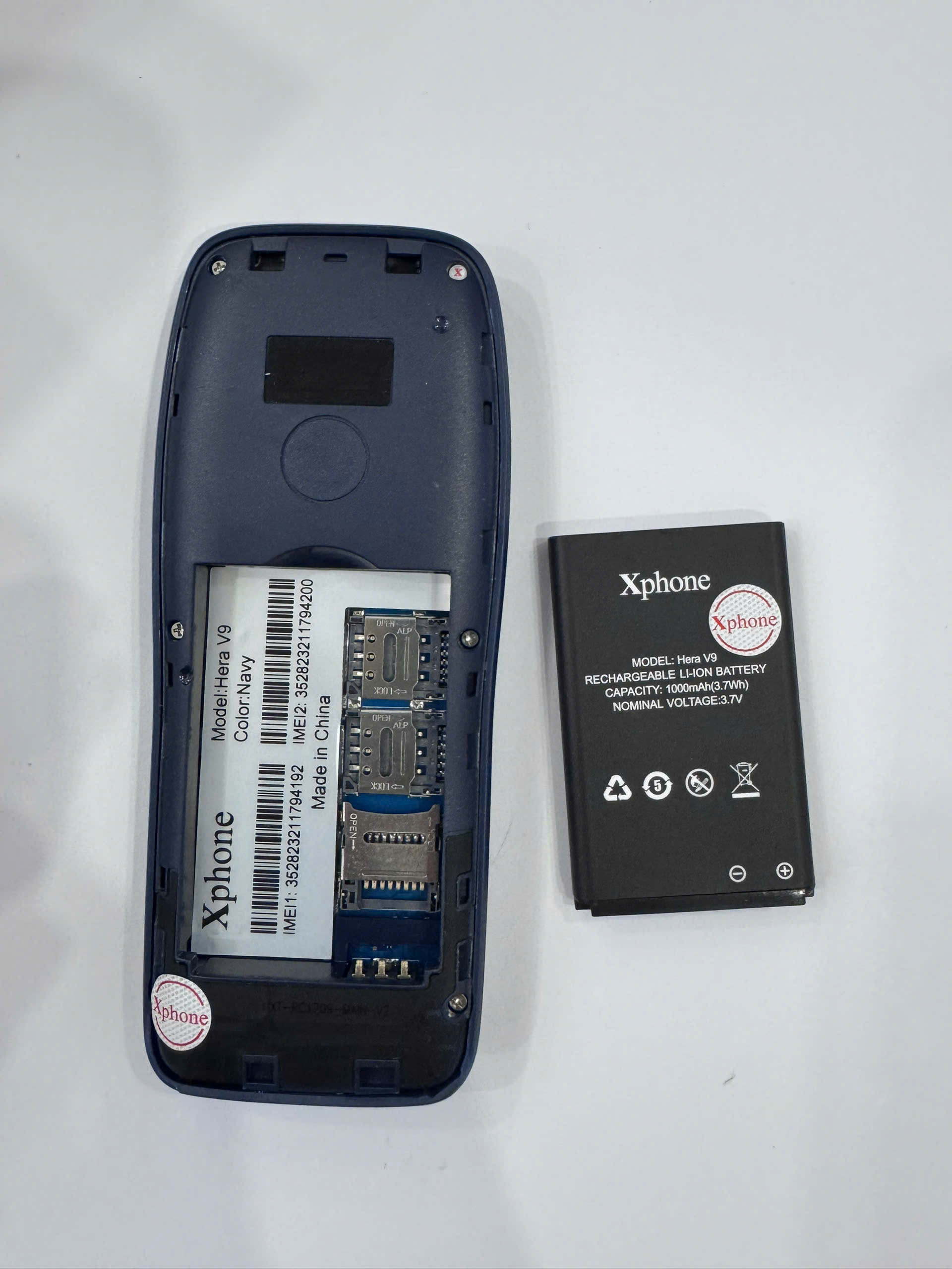 Điện thoại Xphone model Hera V9 màu Xanh đậm (Navy) - 352823211824379 - XHERAV9XD