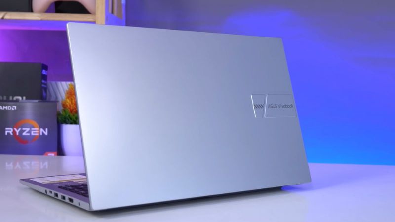 ASUS Vivobook 15 X1502VA-BQ886W là một trong những mẫu laptop tầm trung nổi bật ra mắt năm 2025