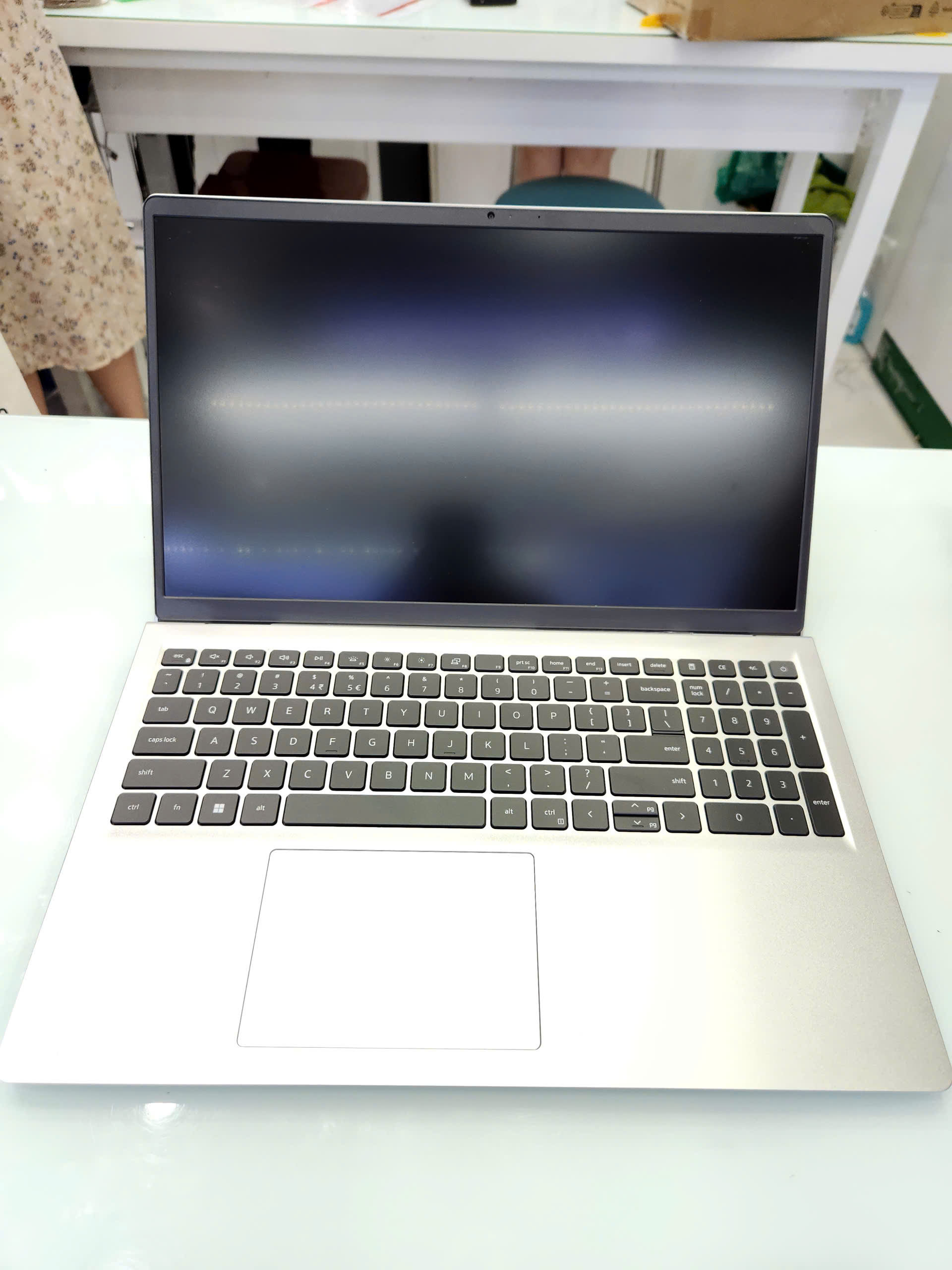 Dell Inspiron 15 3520