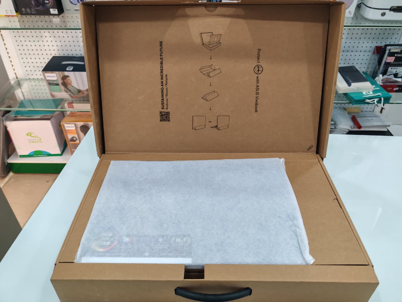 Máy tính xách tay Asus S5606M Ultra 7-155H/16GB/512GB SSD/UMA/16 3.2K