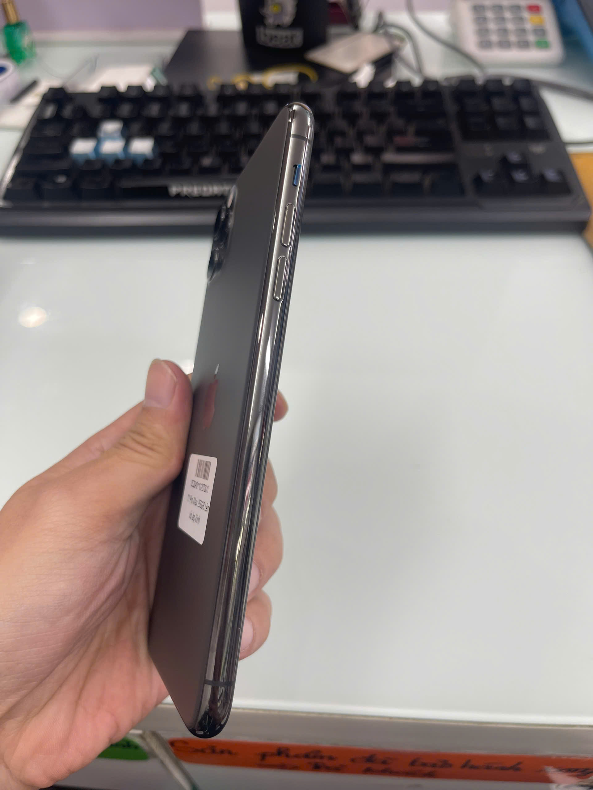 Iphone 11 Pro Max 256GB Cũ - Space Gray  LL/A - 352846110207800 - IC11M256B