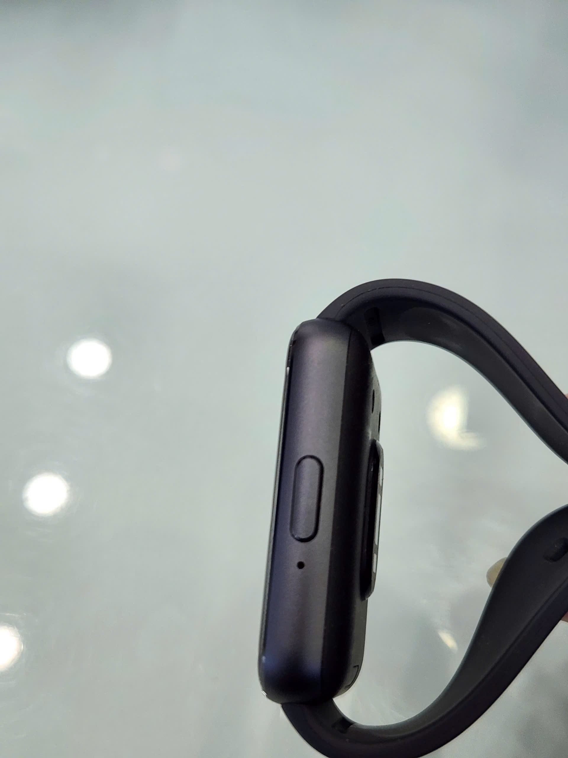 Vòng đeo tay Samsung Galaxy Fit3 (R390) TBH