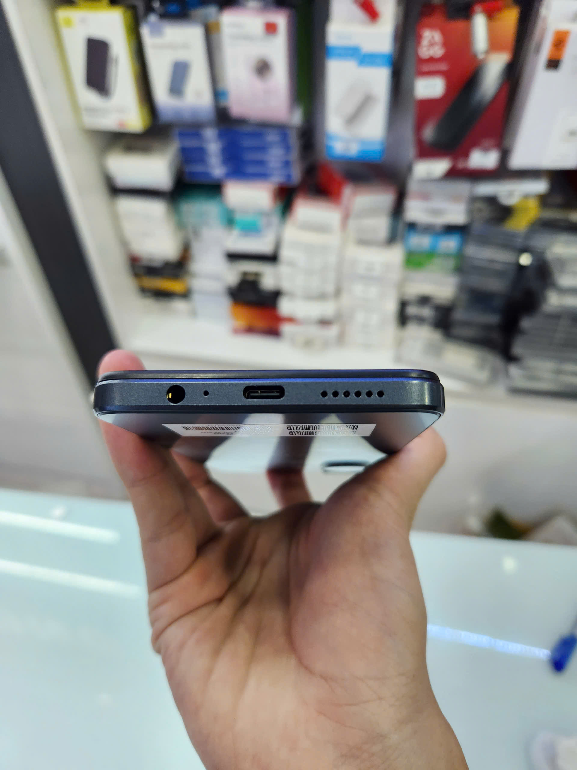 Điện thoại HTC Wildfire E5 Plus (6+6GB/128GB) TBH