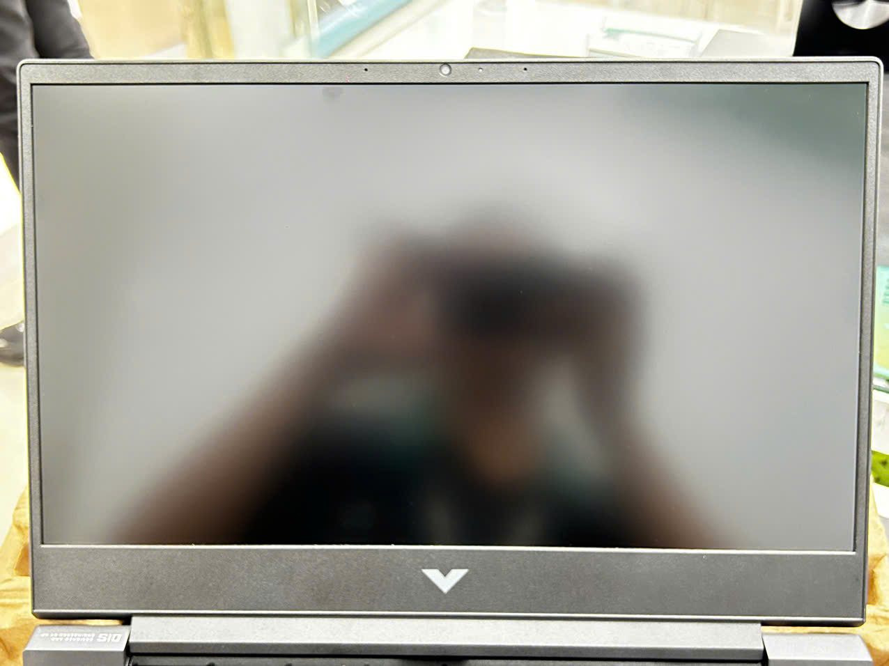 Máy tính xách tay HP VICTUS 15-fb1023AX,AMD R5 7535HS,8GB RAM,512GB SSD,RTX 2050 4GB,15.6FHD, Webcam,3 Cell, Wlan ax+BT,Win 11 H