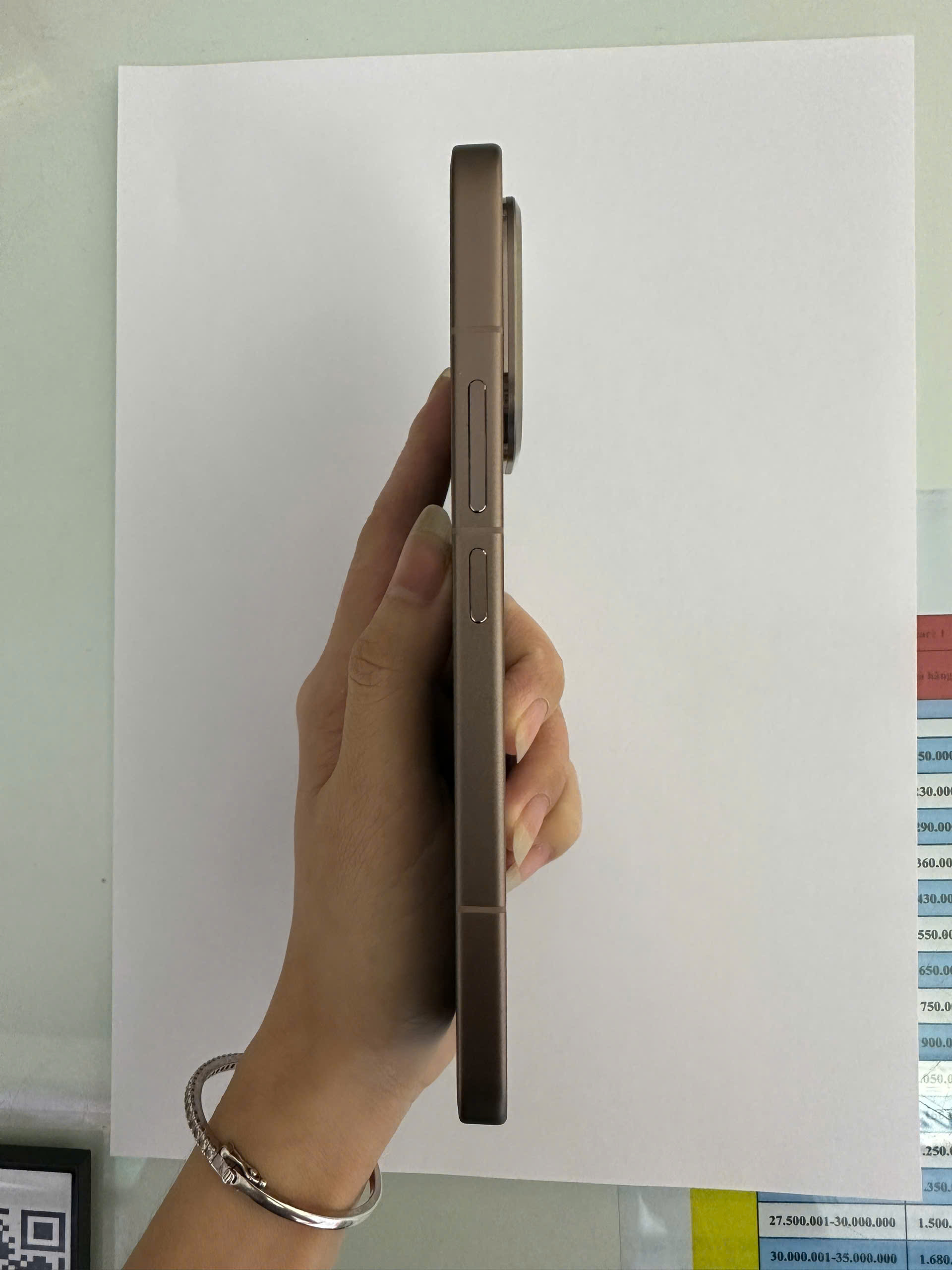 ĐIỆN THOẠI DI ĐỘNG (TEL) XIAOMI 15T PRO 6.83"/MTK D9400+/12G/512G/50+50+12MP/32MP/5500mAh (2506BPN68G)/VÀNG (6932554447649) - 86