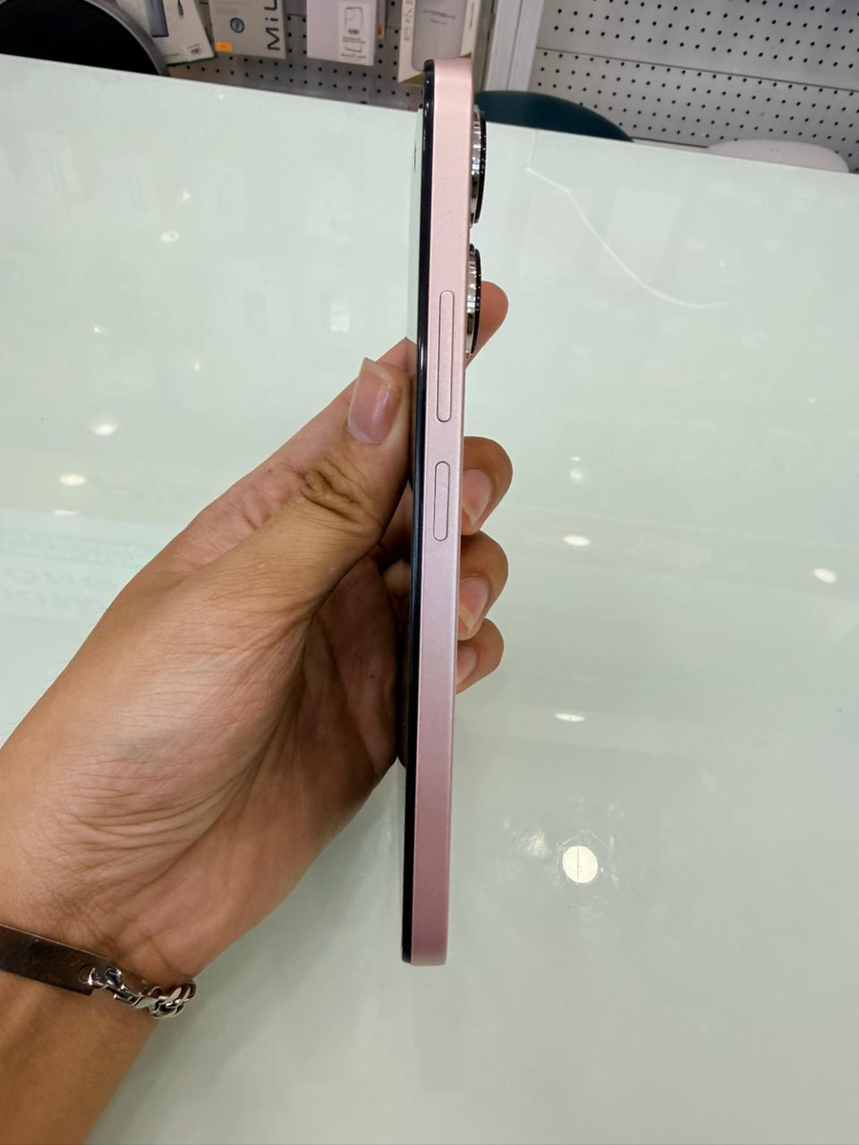 Điện thoại di động Redmi 13 Pearl Pink 6GB RAM 128GB ROM (2404ARN45A)_MZB0H7UEU