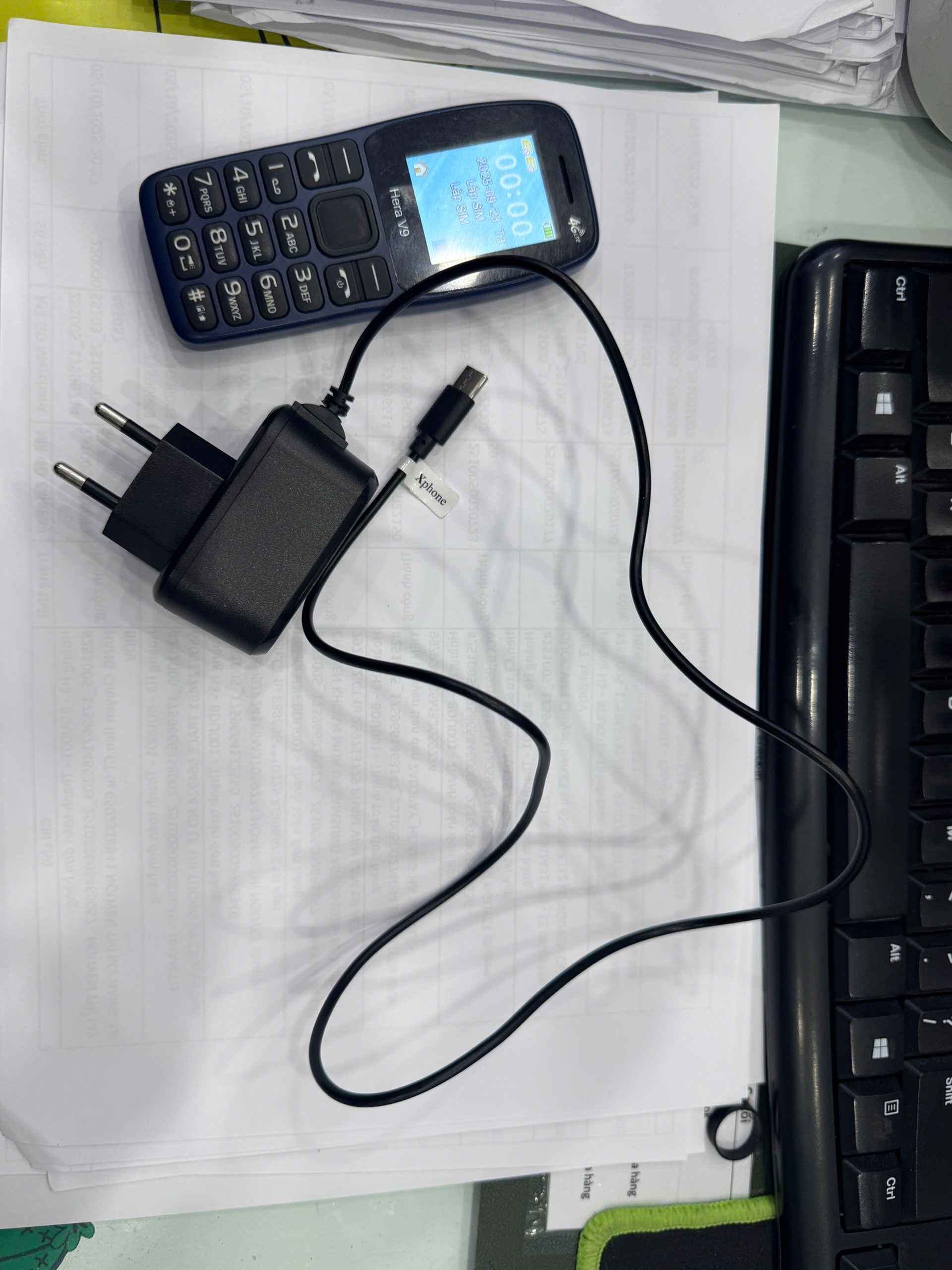 Điện thoại Xphone model Hera V9 màu Xanh đậm (Navy) - 352823211781819 - XHERAV9XD