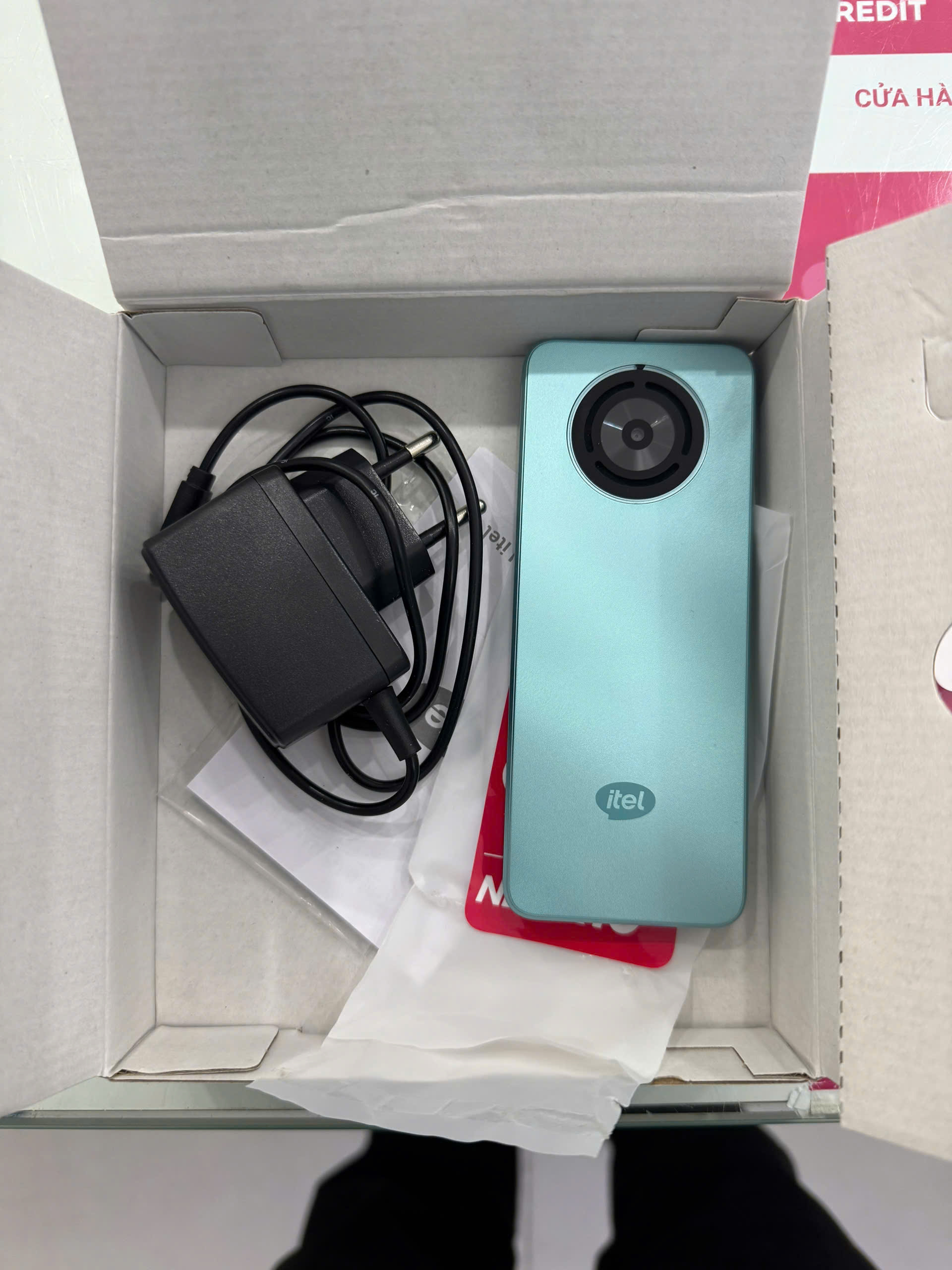 Điện thoại Itel it9211 - 4G TBH