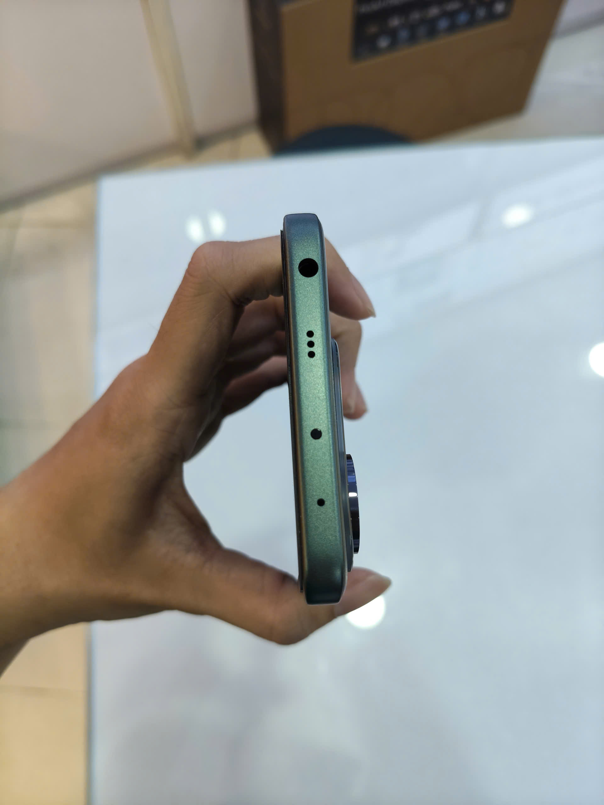 Điện thoại di động POCO M7 Pro 5G Green 12GB RAM 512GB ROM