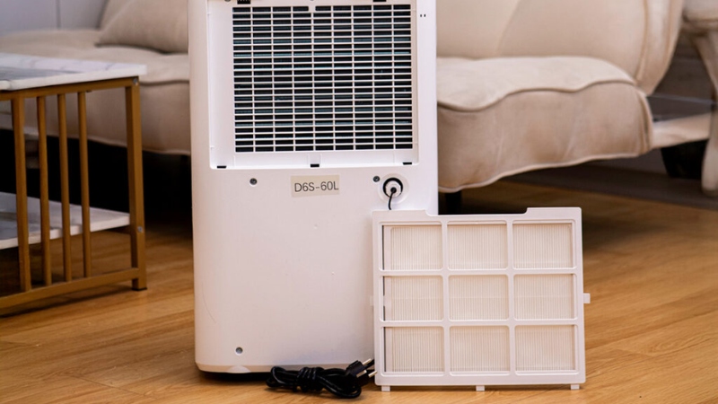 Máy hút ẩm thông minh kiêm lọc không khí LUMIAS D6S-60L được thiết kế theo phong cách tối giản với gam màu trắng chủ đạo