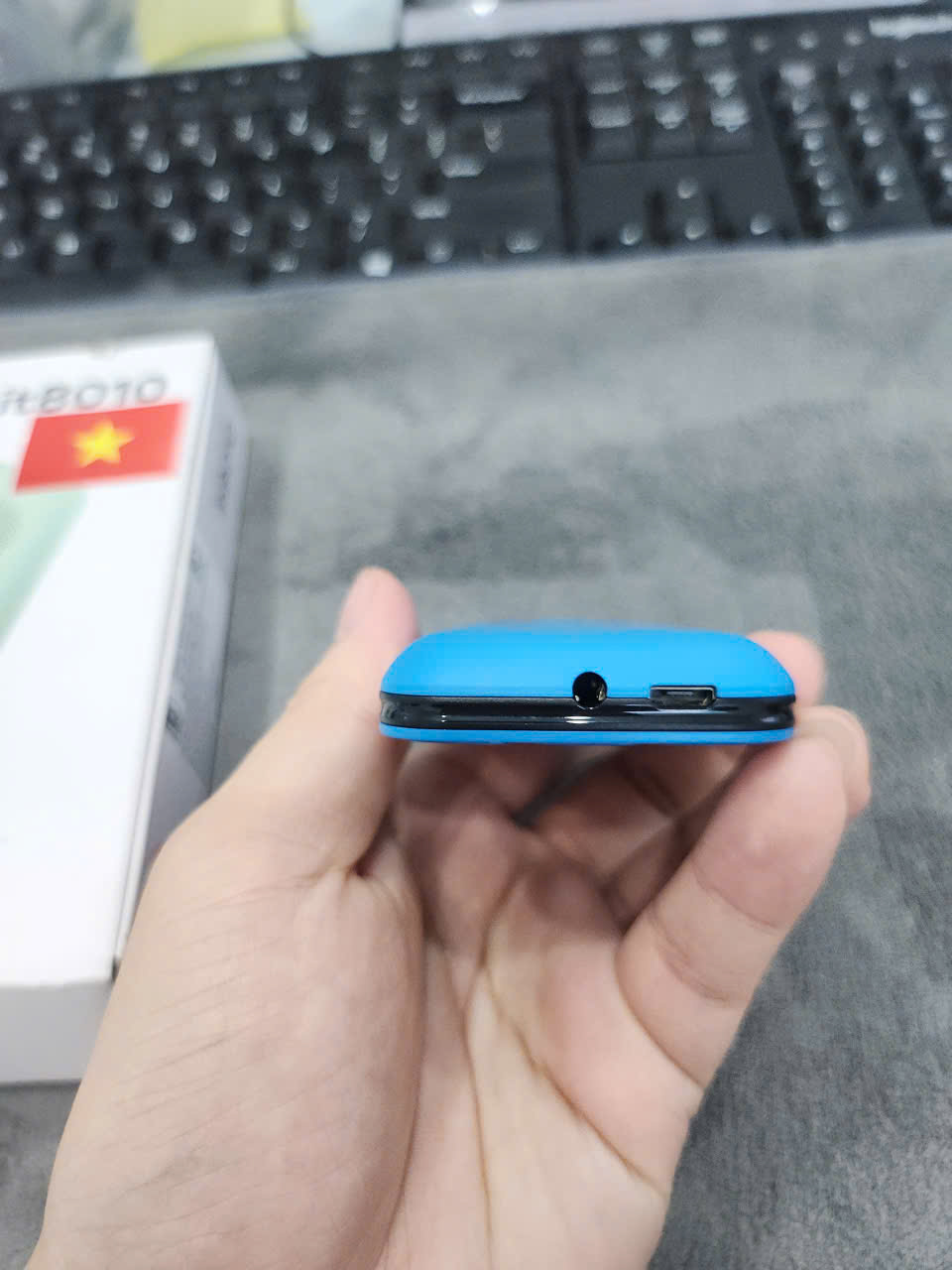 Điện thoại di động Itel it8010, màu Xanh Biển - Qua sử dụng