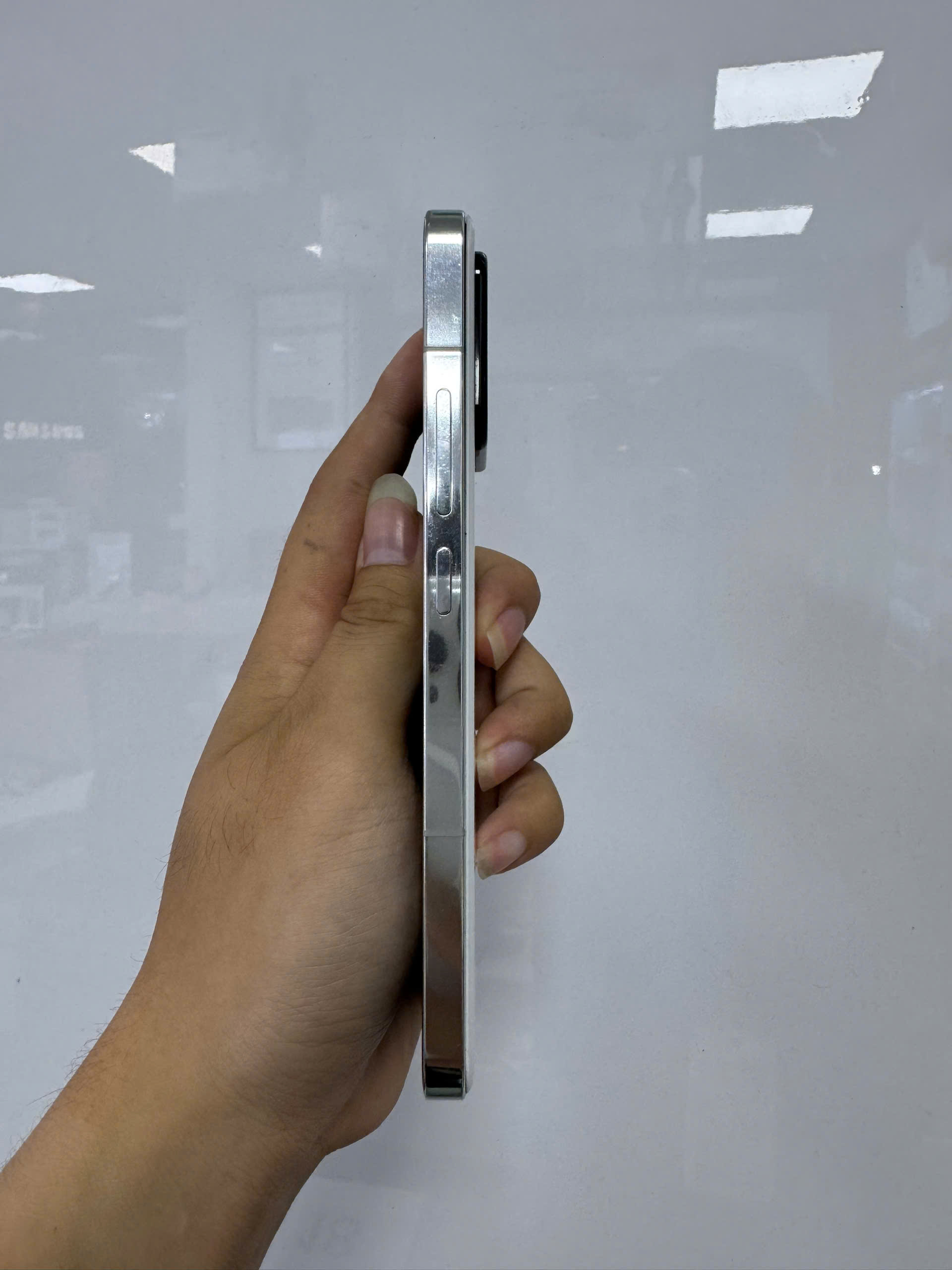 Điện thoại di động Xiaomi 13 8GB/256GB