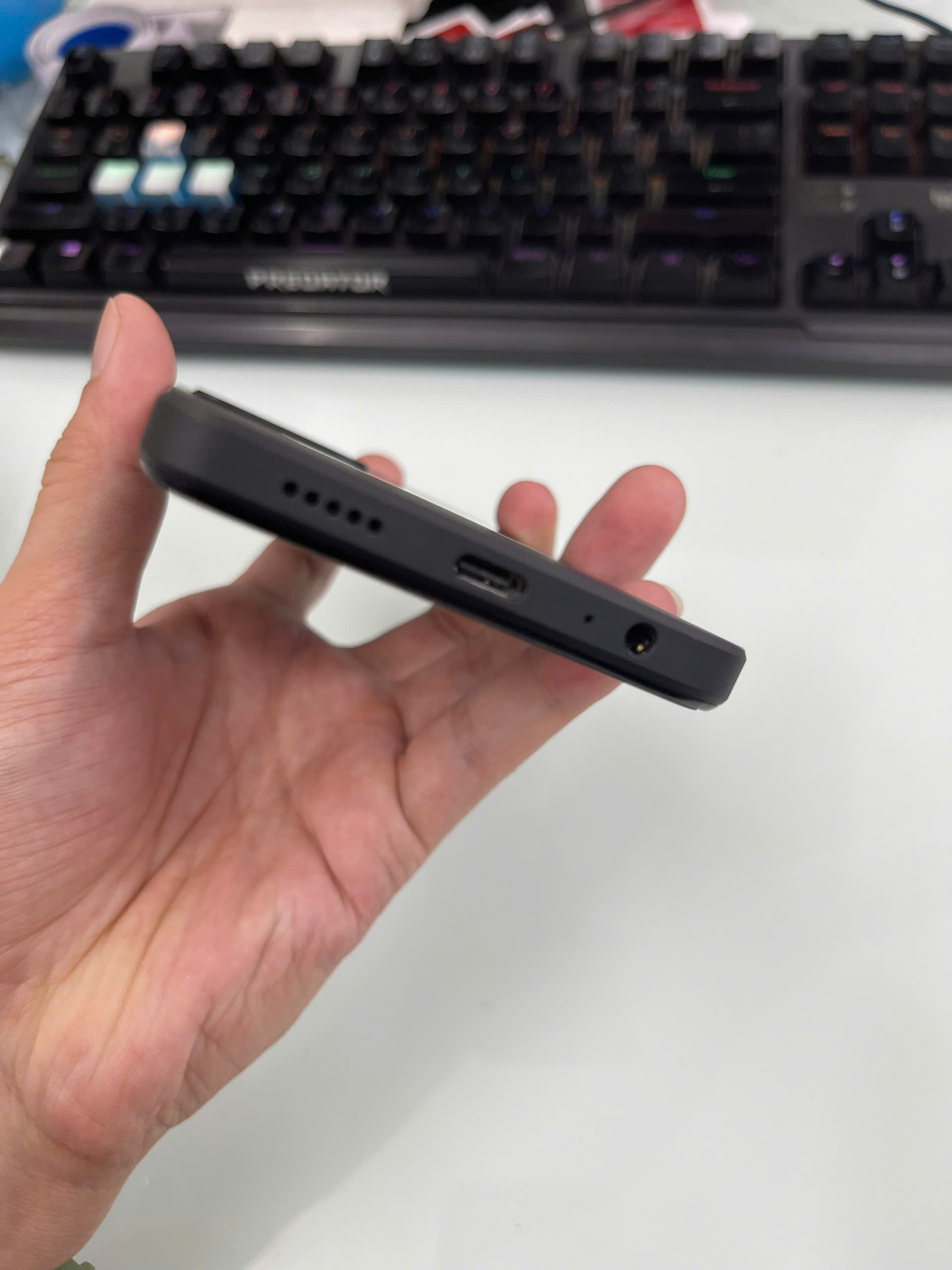 Điện thoại thông minh Honor X5b Plus (4+128GB) Đen (Midnight Black) - 863912072487608 - X5B128BLK