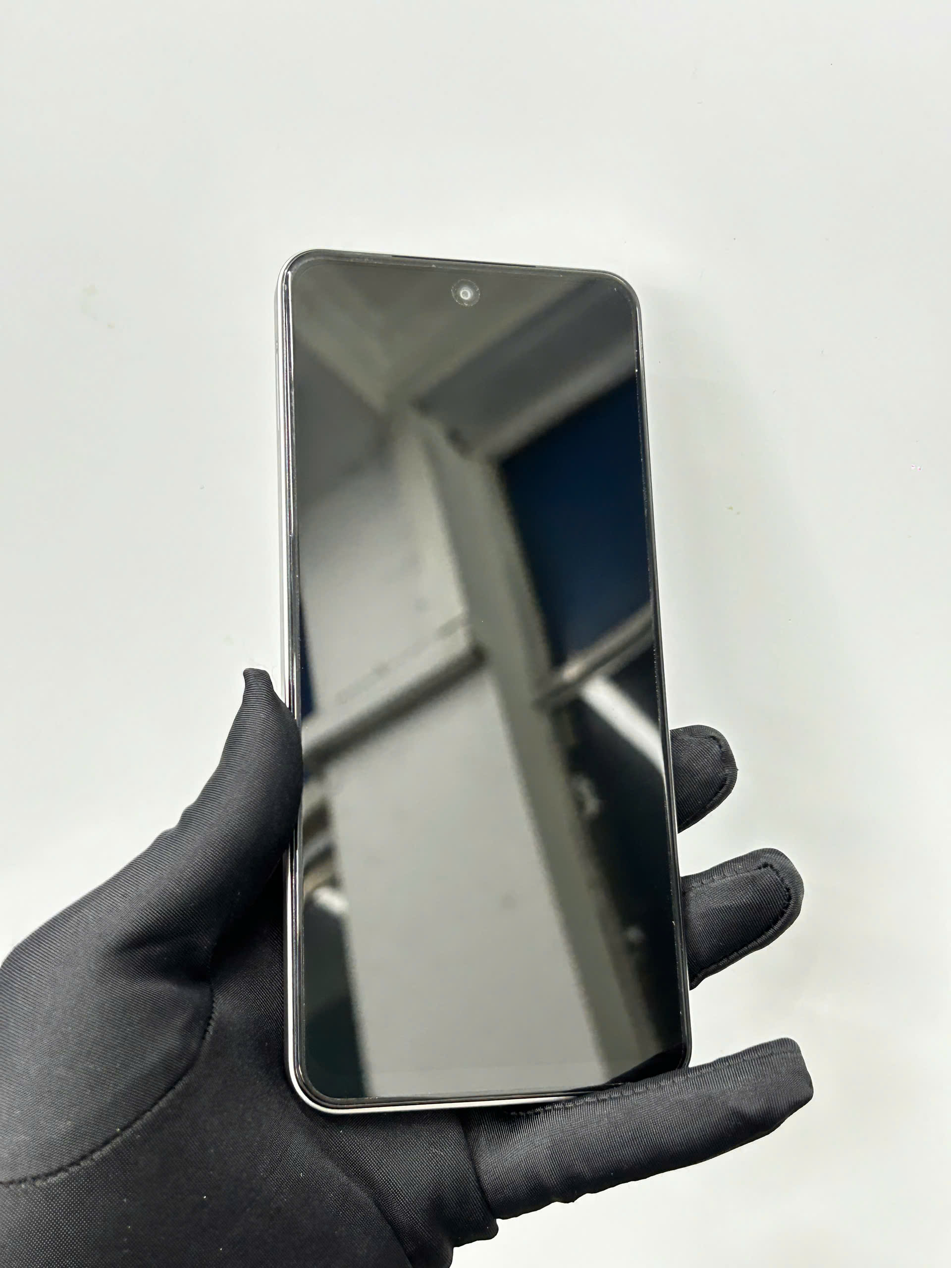 Điện thoại di động Vivo V2419 - Y19s (8+128GB) - DEMO - 869989076866809 - VV2419ZTN