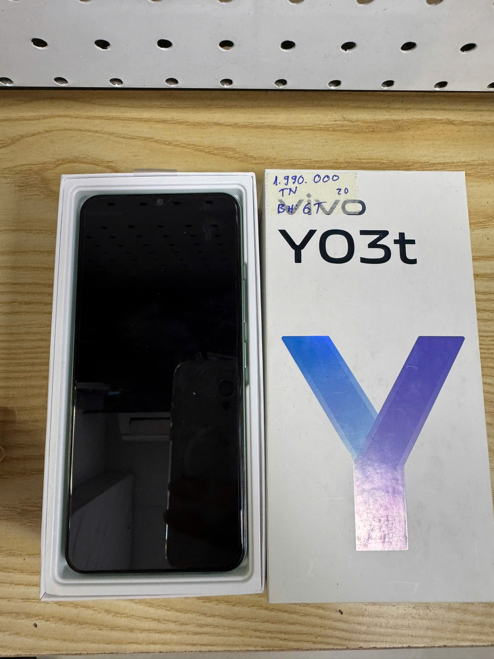 Điện thoại di động Vivo V2344 - Y03t (4+64GB) - DEMO