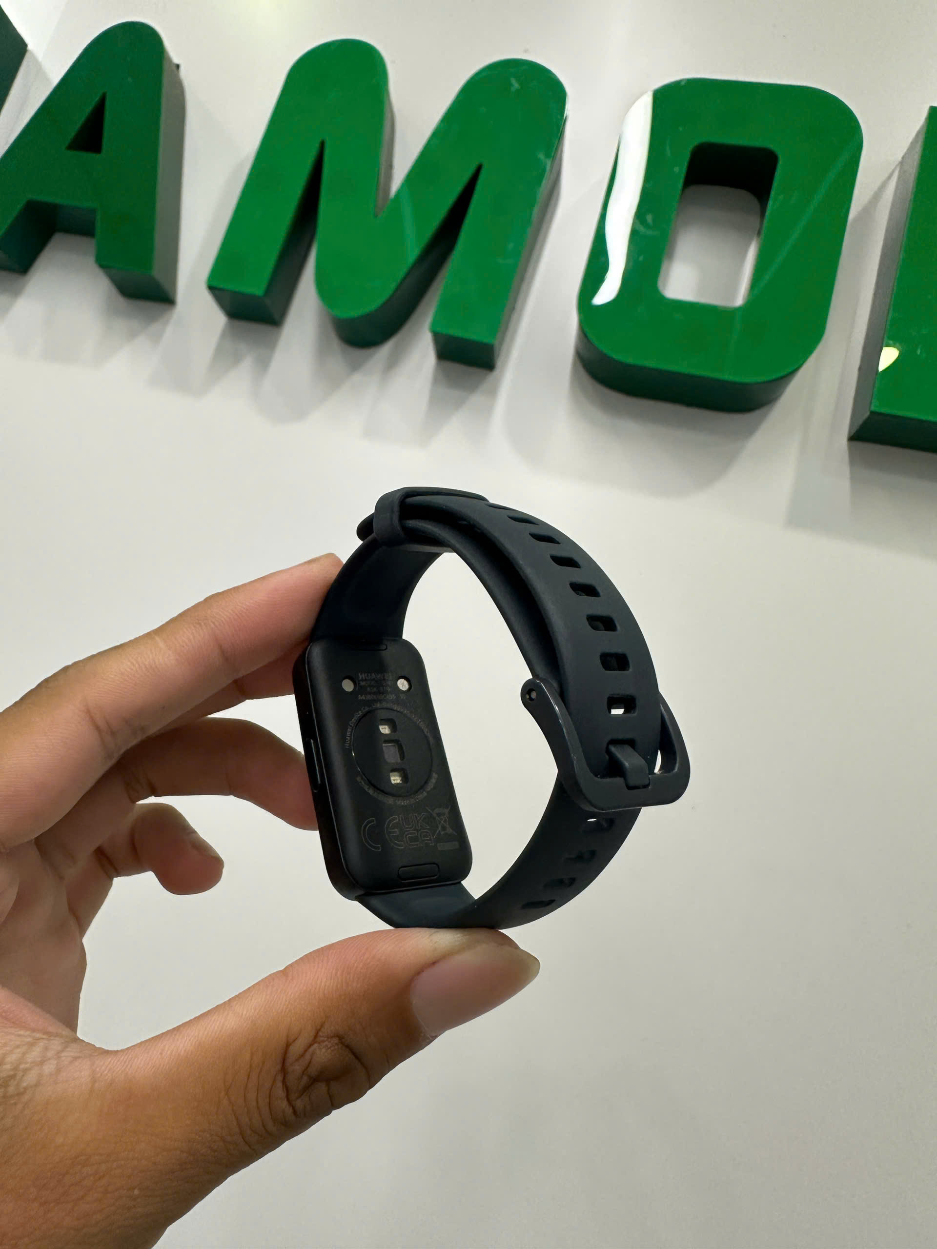 Vòng đeo tay thông minh Huawei Band 8, ASK-B19 Common version Midnight Black TPU Strap/Đen	