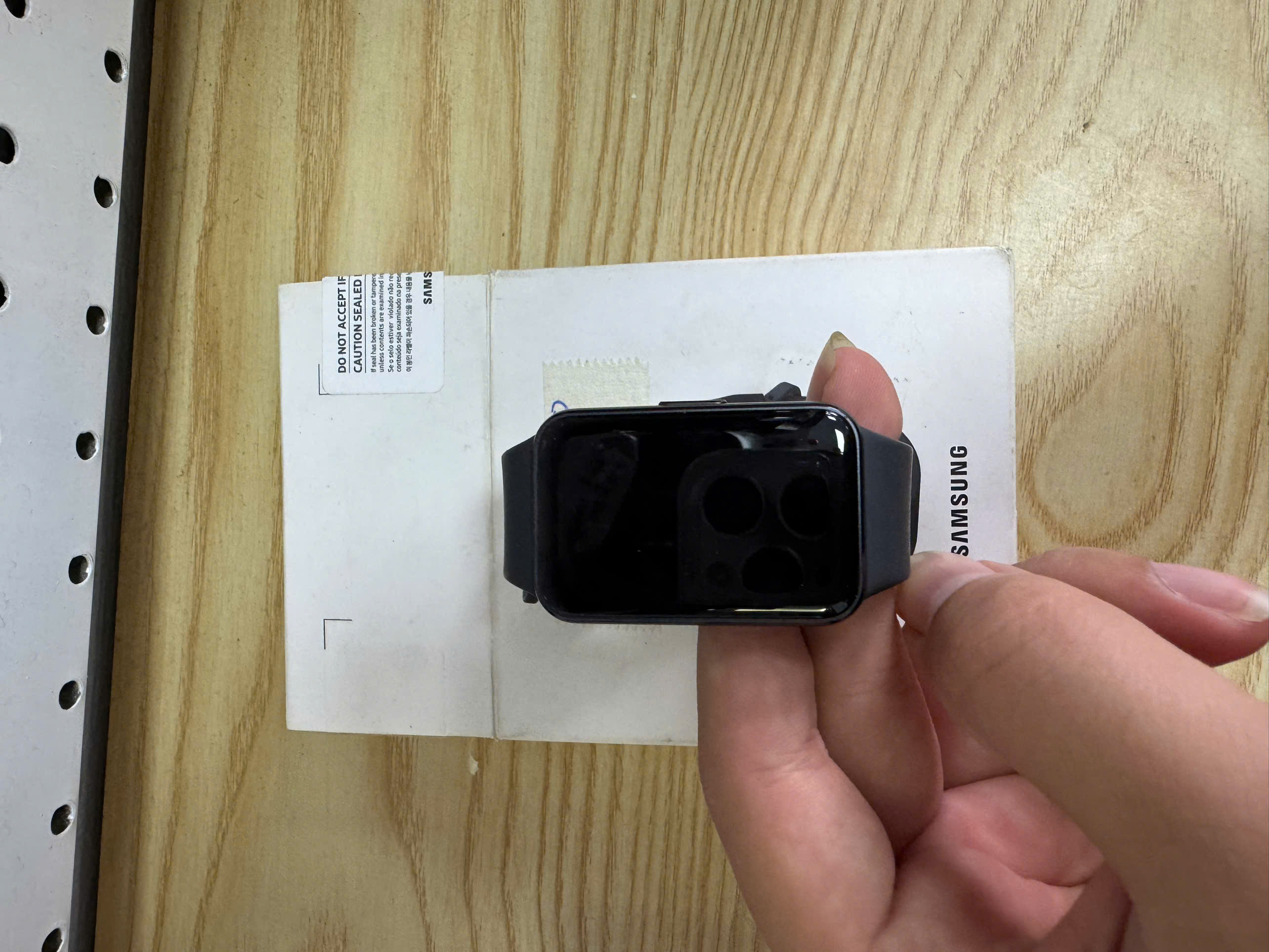 Thiết bị Bluetooth Samsung SM-R390, TN,