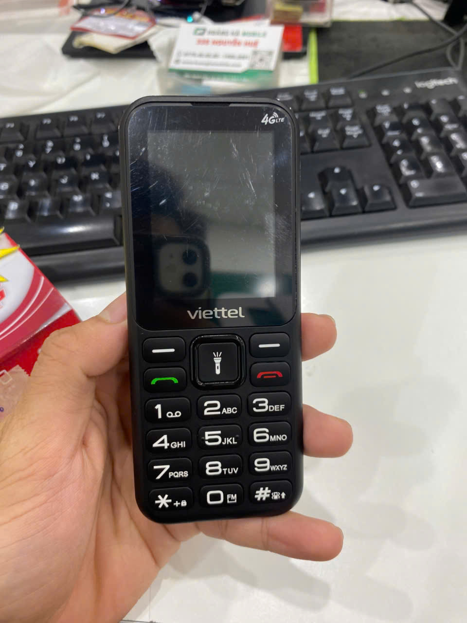 Điện thoại di động Sumo 4G T2 đen (Black)_T2BLK