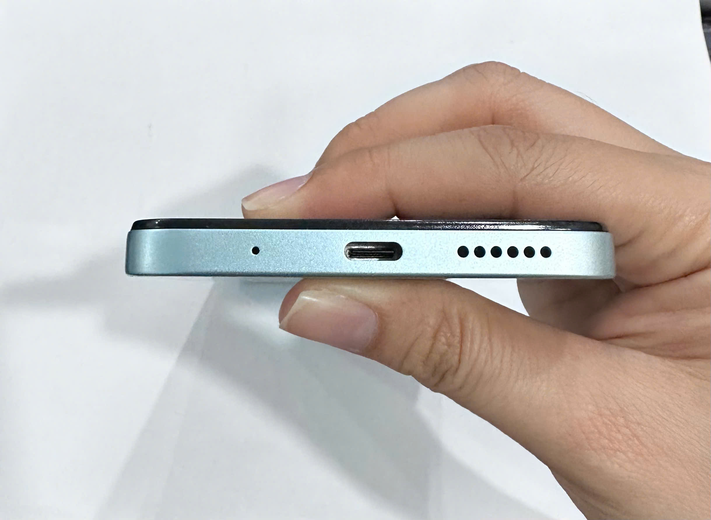 Điện thoại di động Redmi 13 Ocean Blue 8GB RAM 128GB