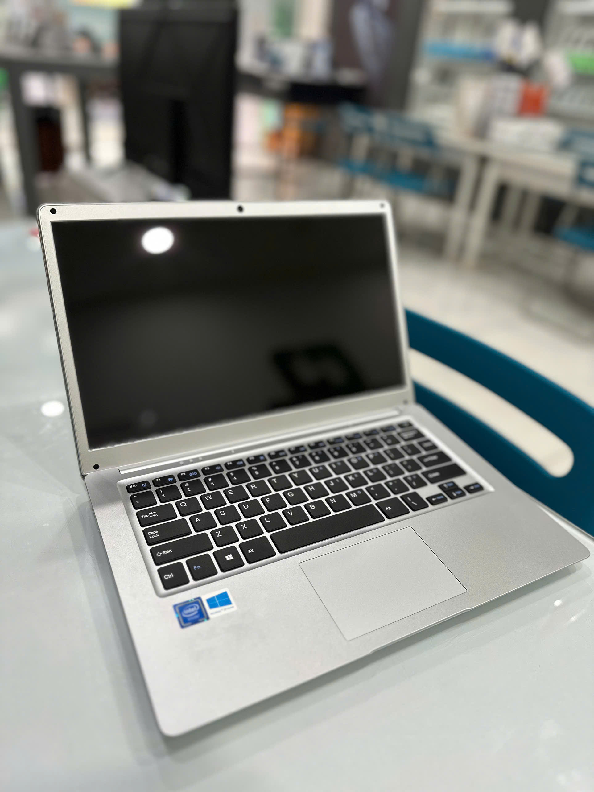 Máy tính xách tay M-SMART MBOOK 1409A - M23C01C2A101100 - M1409A - TBH