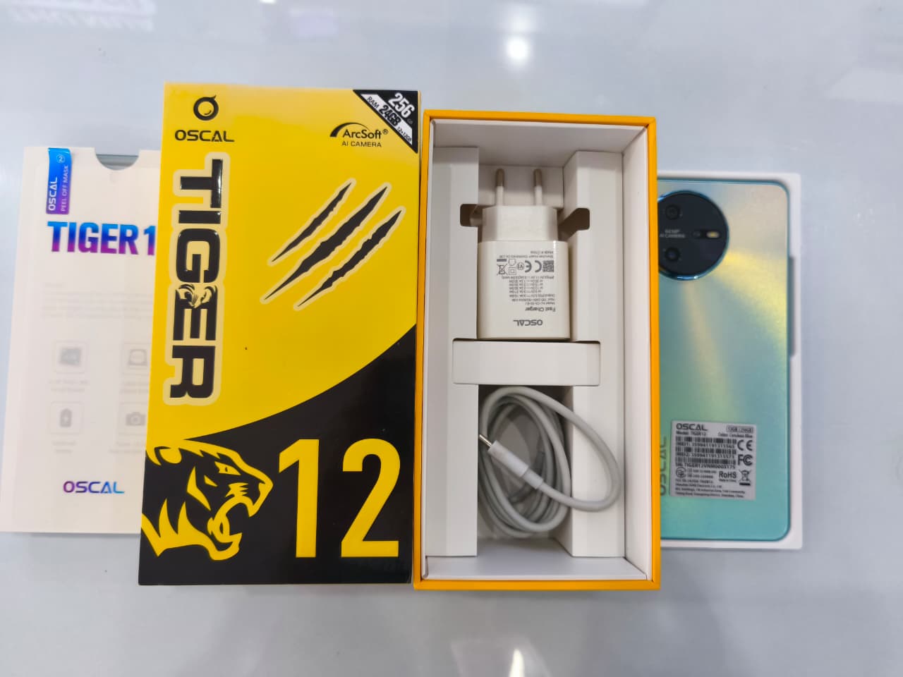 Điện thoại di động OSCAL TIGER 12 (12GB/256GB) - màu xanh (Cerulean Blue)