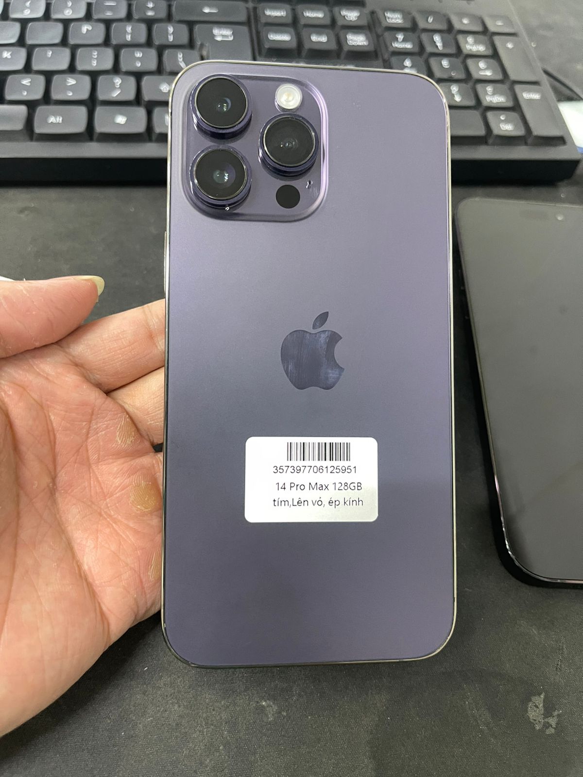 ĐTDĐ Apple iPhone 14 Pro Max 128GB Deep Purple - Cũ - 357397706125951 - 28 Trần Phú