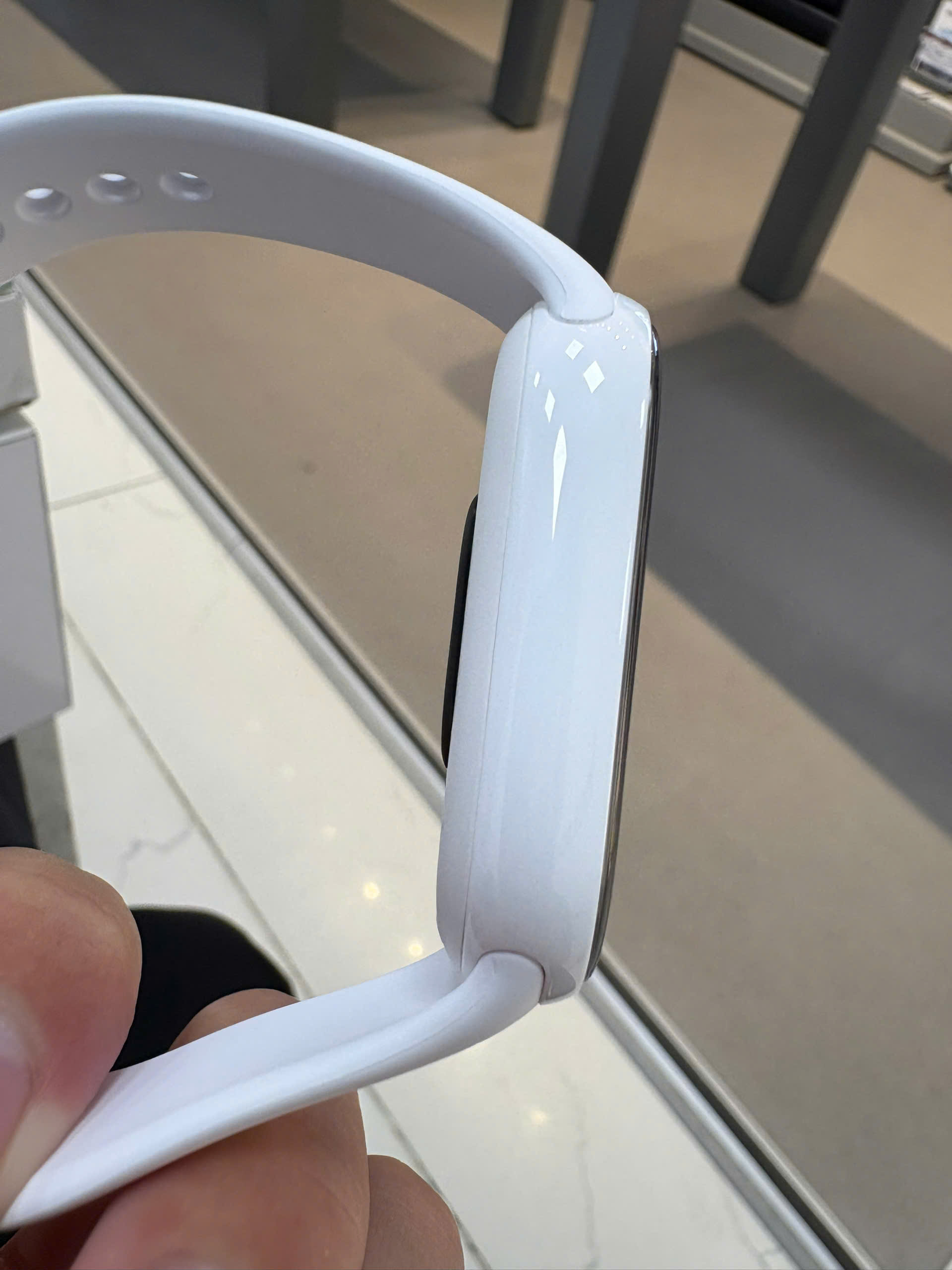 VÒNG ĐEO TAY THÔNG MINH (BAND) Xiaomi Smart Band 10 Trắng Ngọc Trai (BHR07Y5GL) - 65687/DYAMJQ5V903090 - BHR07Y5GL