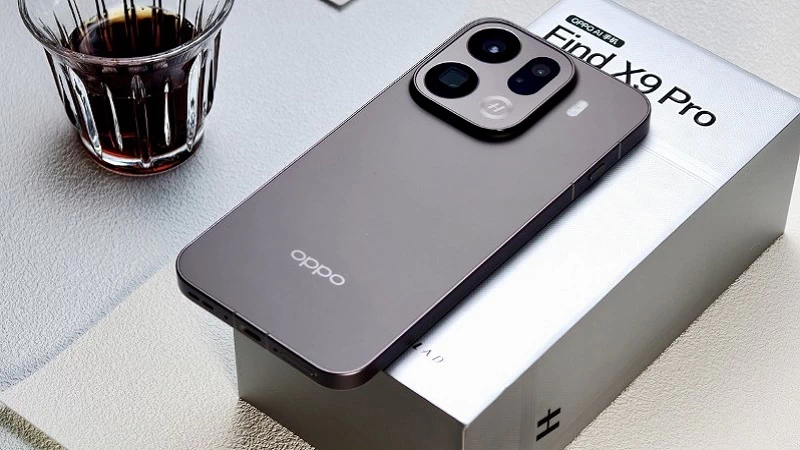 Tối ưu và tăng thời gian sử dụng với dung lượng pin lớn. Tối ưu và tăng thời gian sử dụng với dung lượng pin lớn.