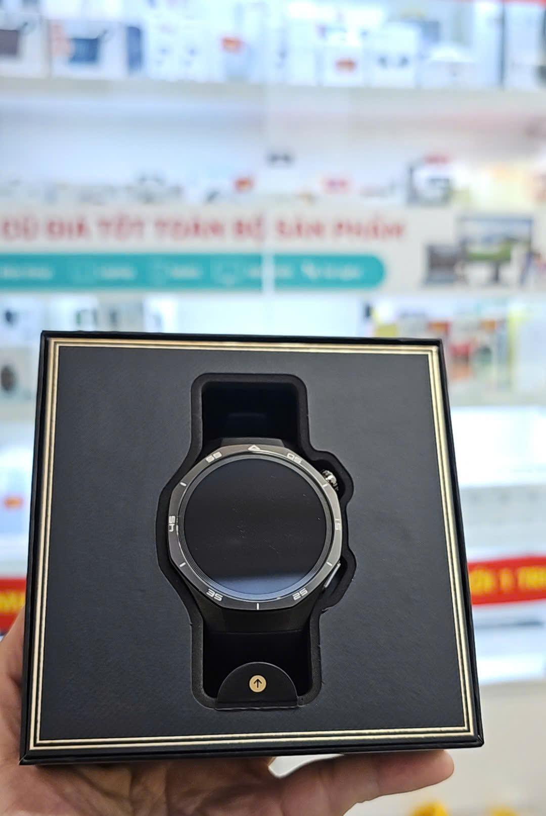 Đồng hồ thông minh HUAWEI VLI-B29 GT5 Pro 46mm/DÂY Fluoroelastomer/ADU ĐEN - Cũ