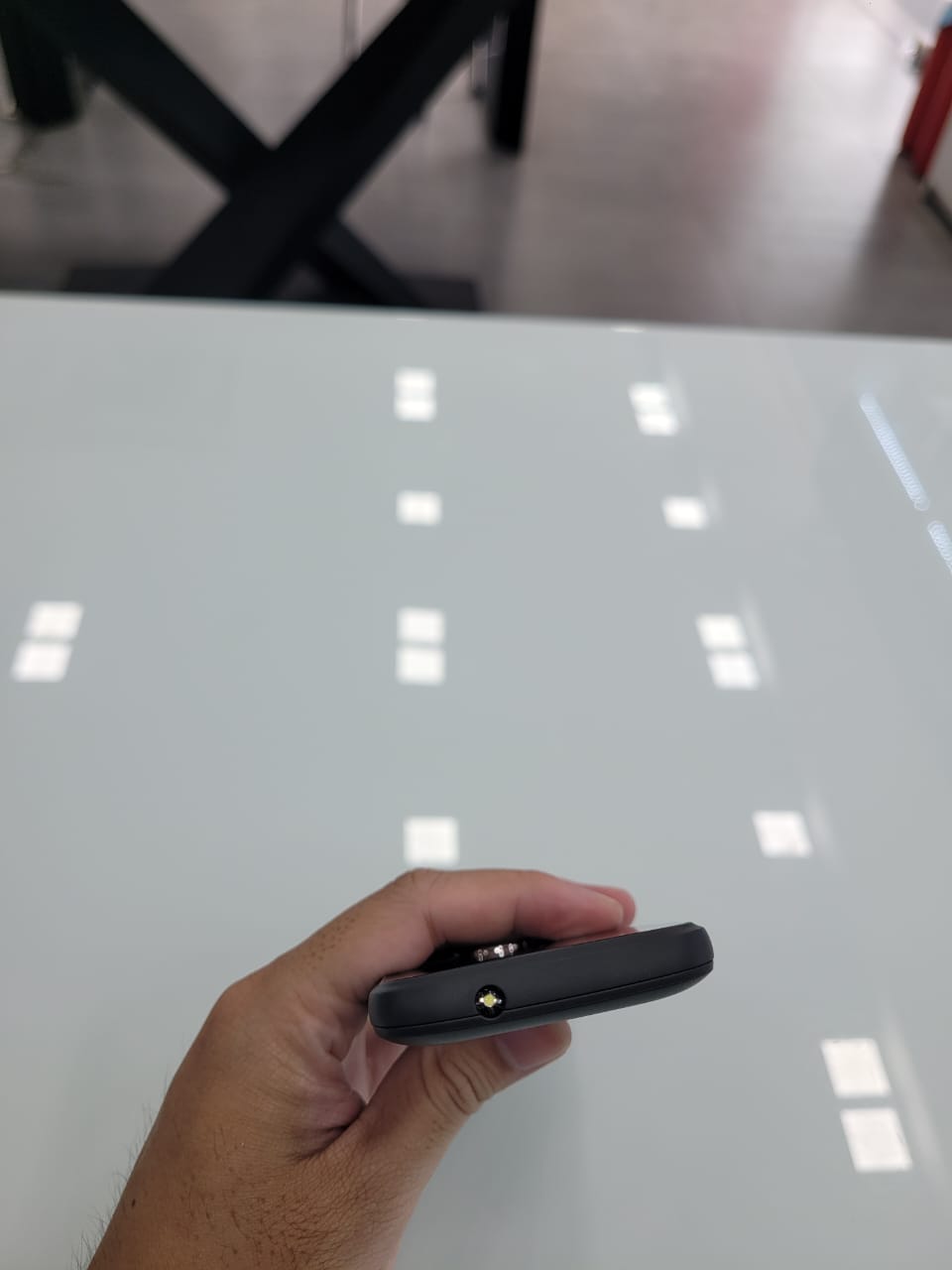 ⁠Điện thoại Xphone Model Hera S9 màu Xám (Grey) 